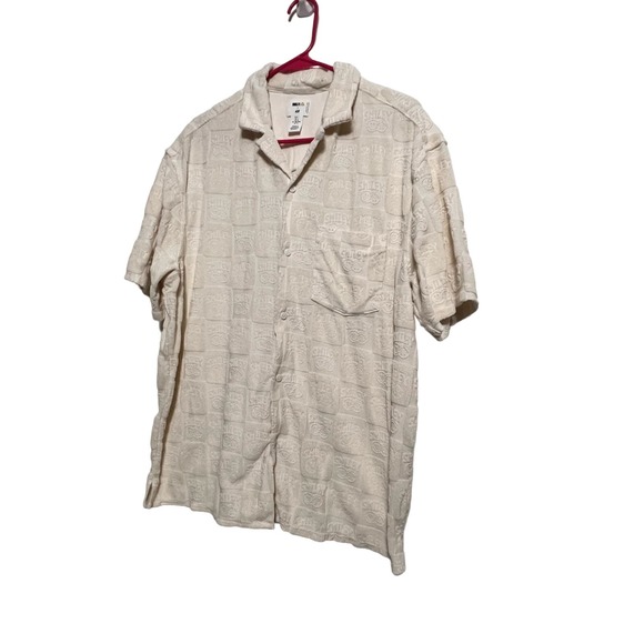 H&M Other - H&M Smiley Mens Relaxed Fit Terry Resort Button Up Shirt Size Large